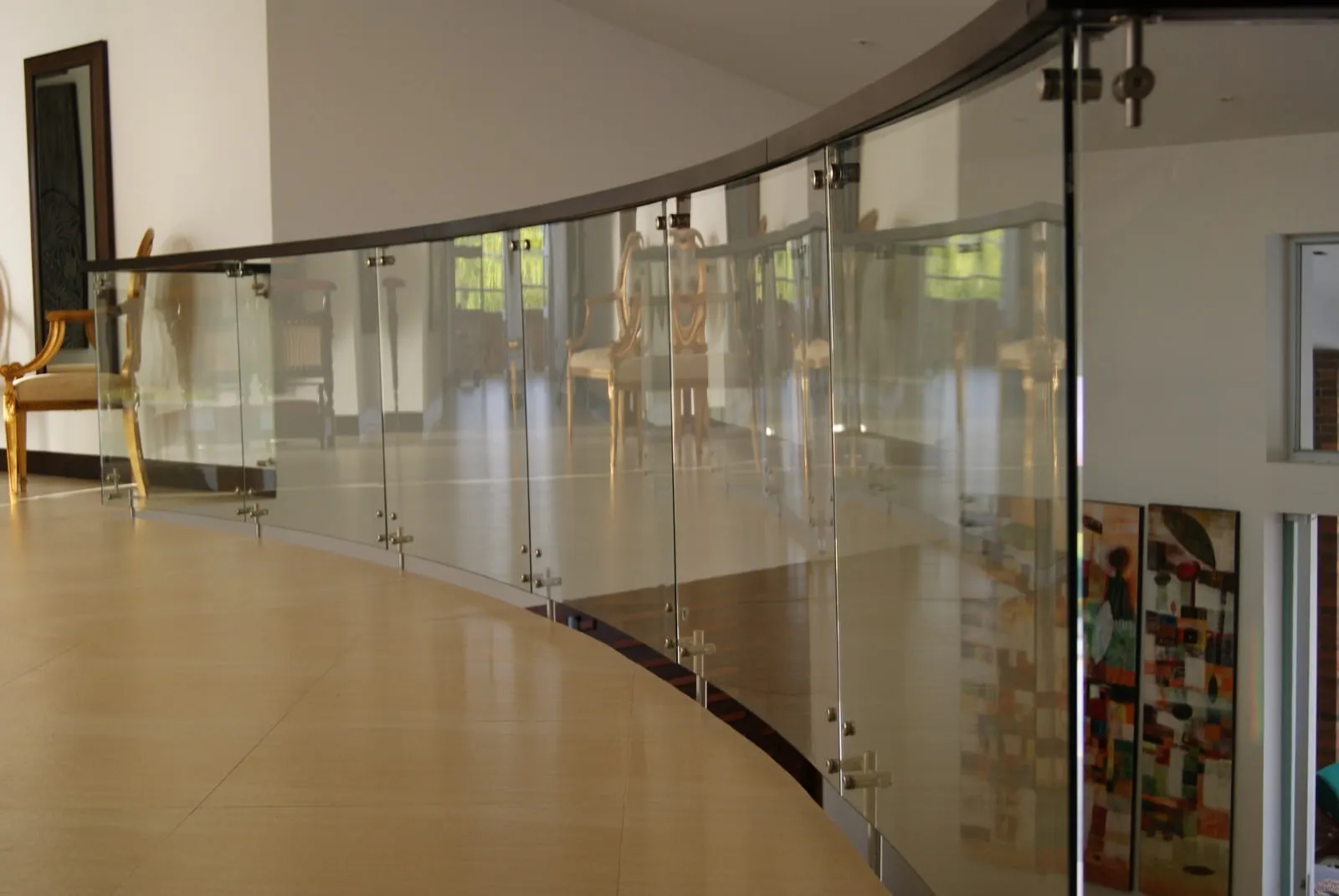 Curved Partition